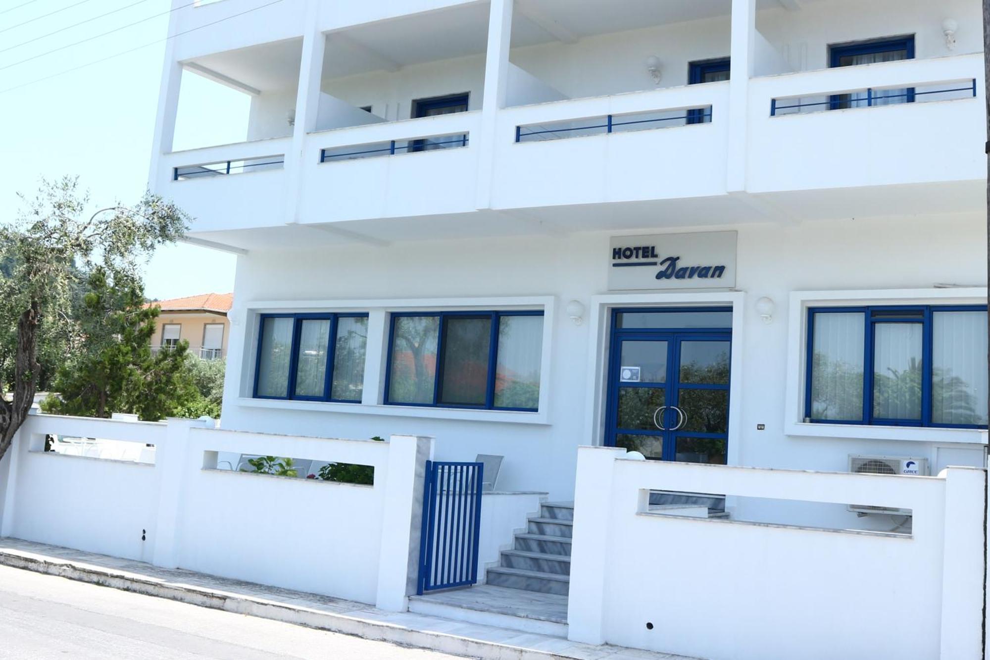 Danae Hotel Лименас Екстериор снимка