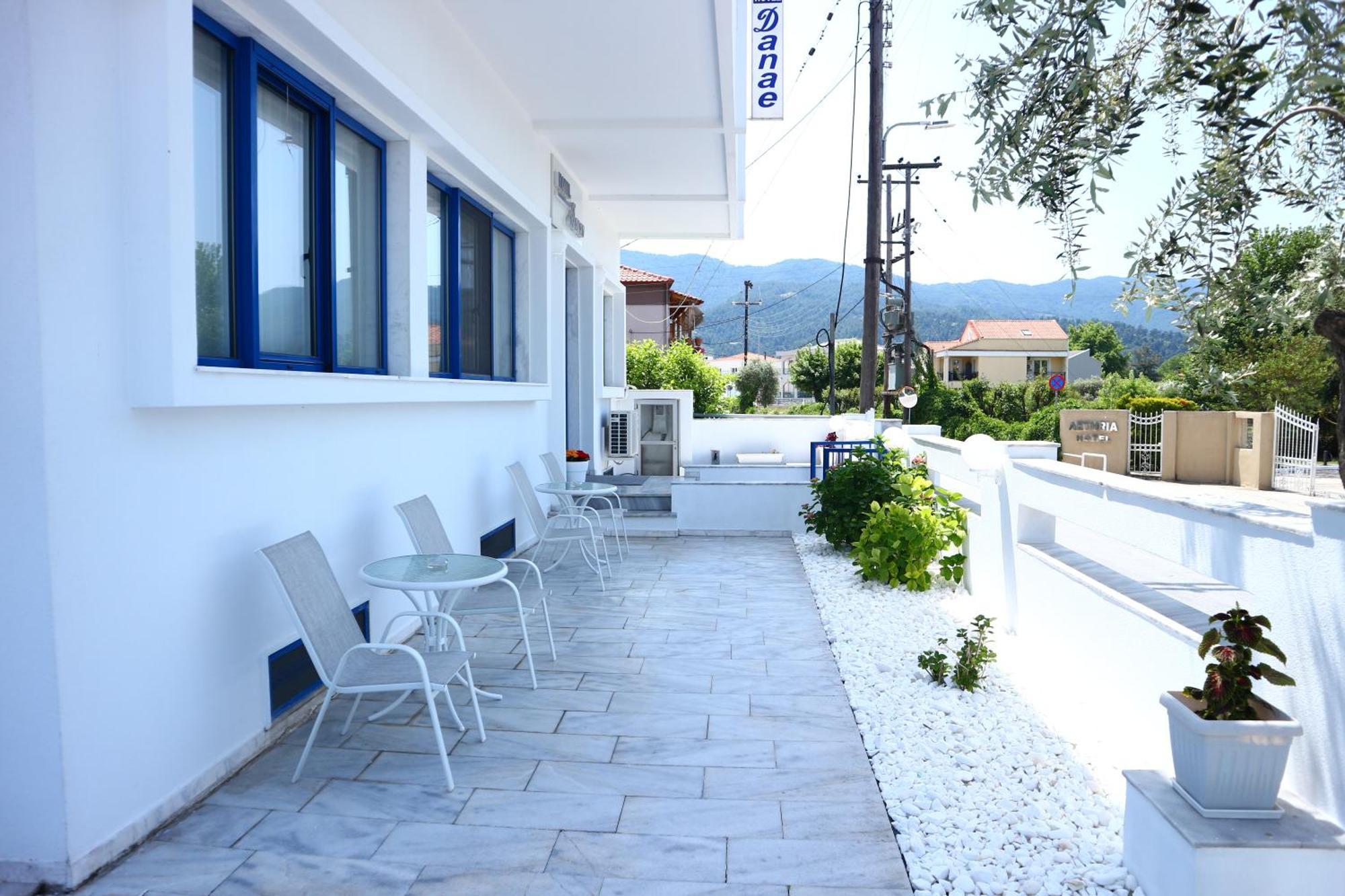 Danae Hotel Лименас Екстериор снимка
